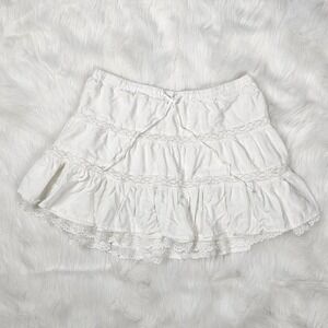 Aeropostale White Ruffled Skort